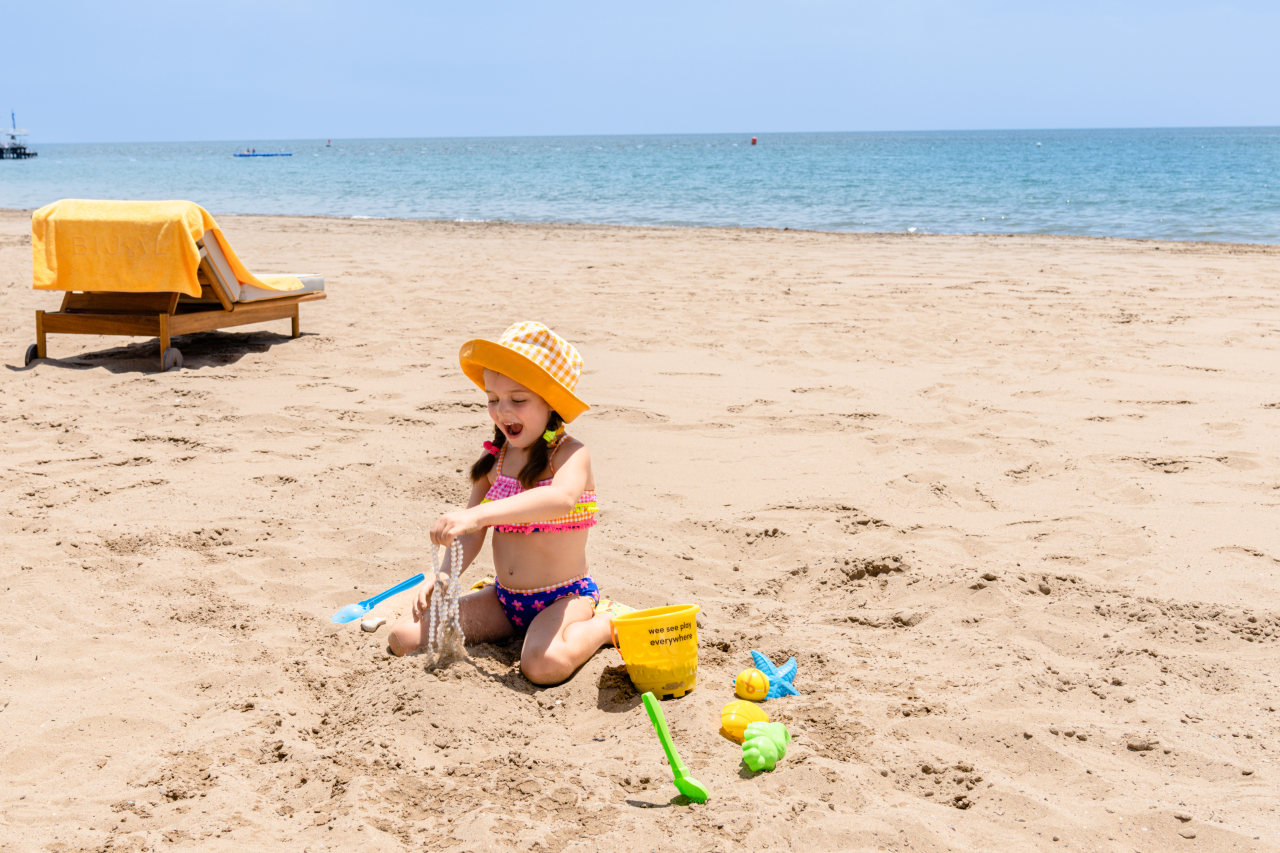 Bijal Resort, Beach House